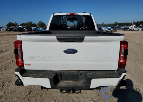 2024 Ford F250 Super Duty из США, поврежденный, VIN 1FT8W2BNXREF75681